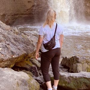 Meet your Posher, Laura